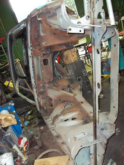 kylie0enginebay100_3105.JPG